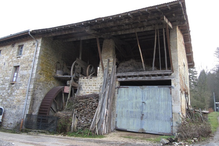 Moulin Perrin – Démonstration scie et fabrication d&rsquo;huile de noix, Moulin Perrin, L&rsquo;Abergement-de-Varey