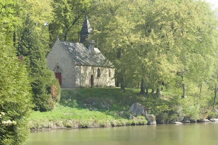 Ouverture de la chapelle de Marigny, Chapelle de Marigny, Saint-Germain-en-Coglès