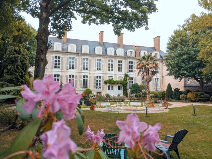 Ouverture exceptionnelle de l&rsquo;hôtel de commandement de l&rsquo;officier général de zone de défense et de sécurité Ouest., Hôtel de Chateaugiron, Rennes