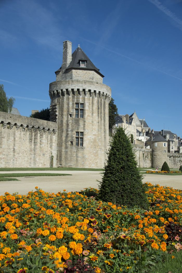 Parcours sur les remparts : Tour du Connétable, Rue des Remparts, Vannes, Vannes