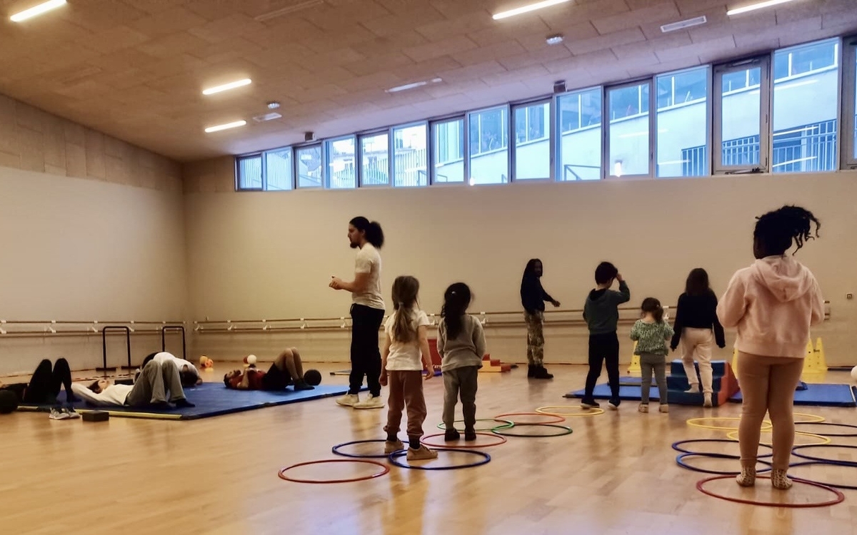 Paris sport familles : Motricité (enfants) et renforcement (adultes) au centre sportif Charles Mildé Gymnase Charles Mildé ex Saussure PARIS