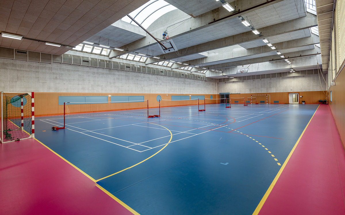 Paris sport proximité : badminton au gymnase Tristant Tzara Gymnase Tristan Tzara PARIS