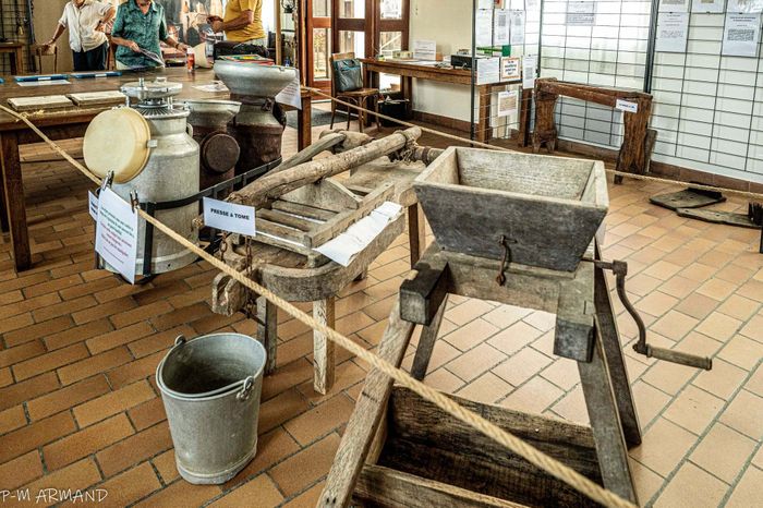 « Paysans d’hier et d’aujourd’hui, ils ont façonné notre village », Mairie, Drugeac