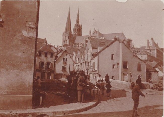 Présentation d’archives photographiques, Archives de la ville de Chartres et de l’agglomération Chartres métropole, Chartres