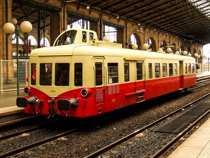 Présentation de l’autorail Picasso  X4039, Gare de Laroche-Migennes, Migennes