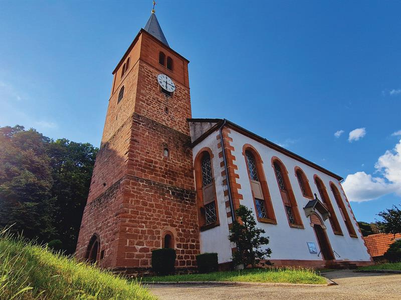 Présentation des vitraux contemporains l&rsquo;Ange à l&rsquo;Église Saint-Michel  Ernolsheim-lès-Saverne