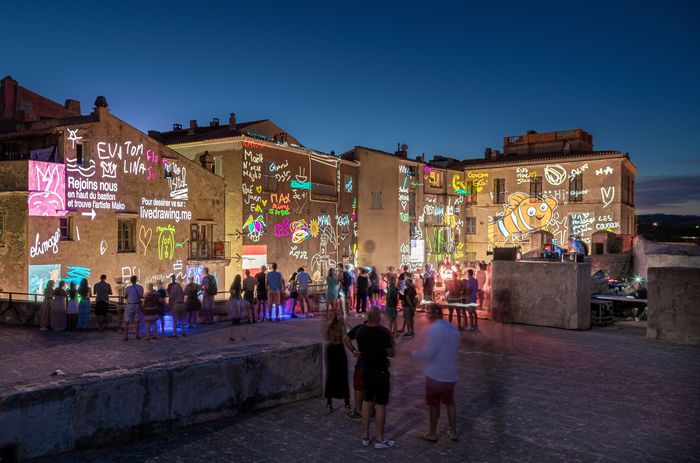 Projection Let&rsquo;s Draw au Jardin des Beaux-Arts, Jardin des Beaux-Arts, Angers