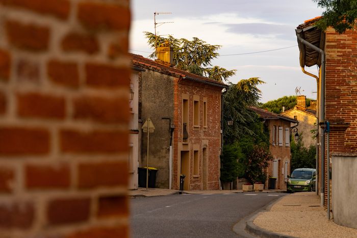 Sur les chemins du patrimoine à Bazus, balade entre nature et histoire, Église Saint-Pierre, Bazus