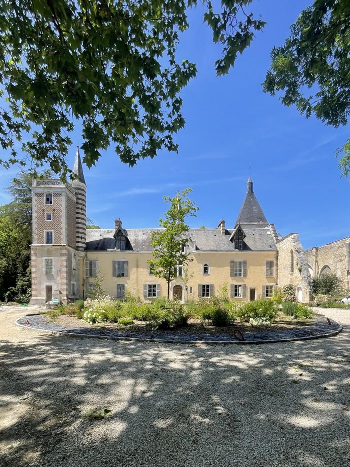 Théâtre dans le parc du Château du Prieuré à Villemoutiers, Château du Prieuré Villemoutiers, Villemoutiers