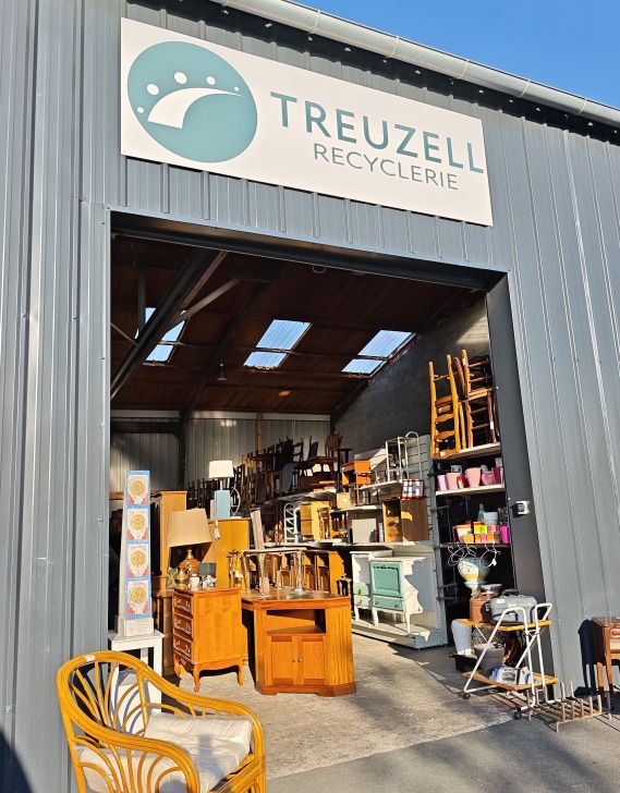 Troc & puces, Place du marché Kerandon, Concarneau