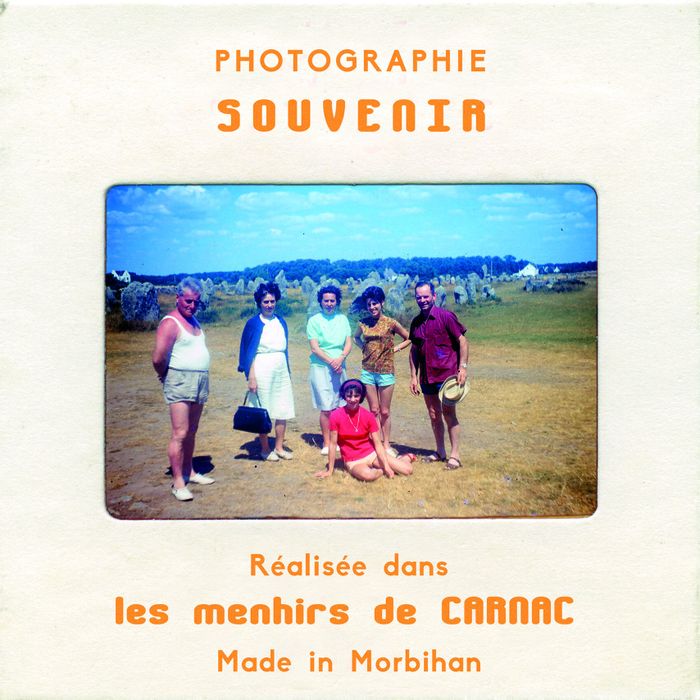 Une affaire de familles, archives photographiques et menhirs de Carnac, La Maison des Mégalithes – Alignements de Carnac, Carnac