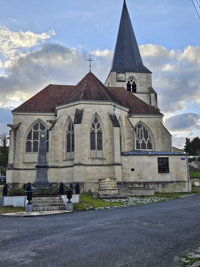 Une église – des anecdotes !, Église Saint-Mathieu, Stainville