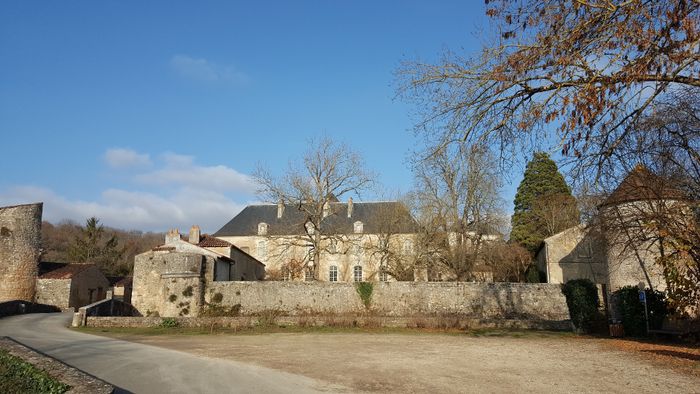 Visite aux chandelles de l’aile sud des bâtiments monastiques, Abbaye de Nouaillé, Nouaillé-Maupertuis