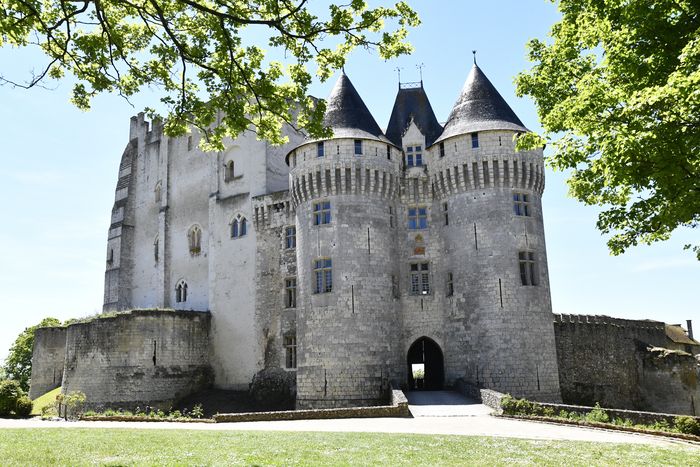 Visite avec tablette numérique, Château des comtes du Perche, Nogent-le-Rotrou