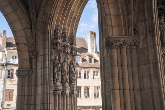 Visite « C’est sous vos yeux », Office de tourisme d’Auxonne, Auxonne