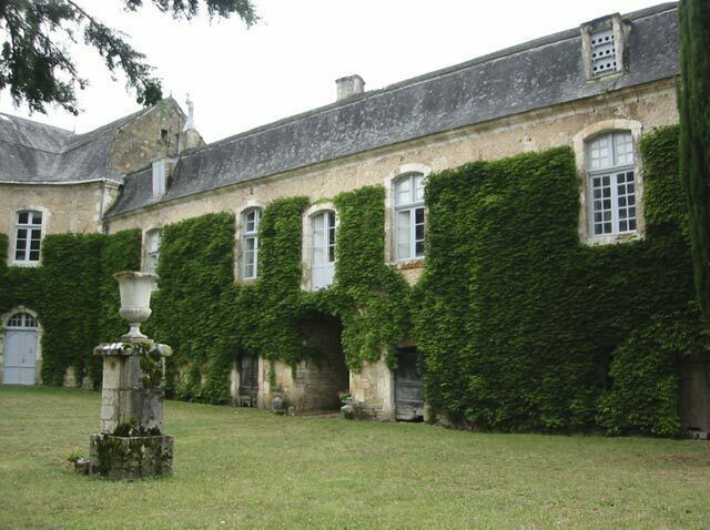 Visite commentée : Couzou, son château et son église, Château de La Pannonie, Couzou