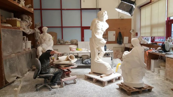 Visite commentée de l&rsquo;Atelier de Moulage du GrandPalaisRmn, Les ateliers d&rsquo;art de la Réunion des musées nationaux – Grand Palais, Saint-Denis