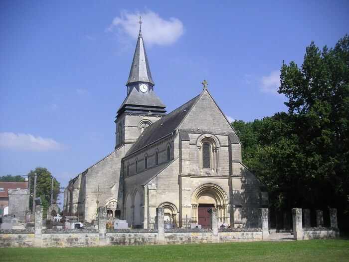 Visite commentée de l&rsquo;Église Sainte-Benoite de Falvy, Église, Falvy