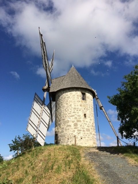 Visite commentée du Moulin à vent de Coulx, Moulin de Coulx, Coulx