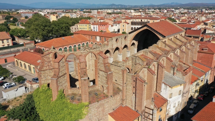 Visite commentée « L’église des Carmes, une silhouette poétique à ciel ouvert », Église des Carmes, Perpignan