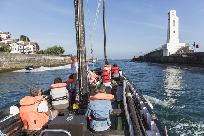 Visite commentée : sortie en mer à bord de la chaloupe Brokoa, Port de pêche, Saint-Jean-de-Luz
