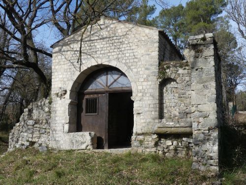 Visite de la chapelle de la Trinité, à Callas (Var), Chapelle de la Trinité, Callas, Callas