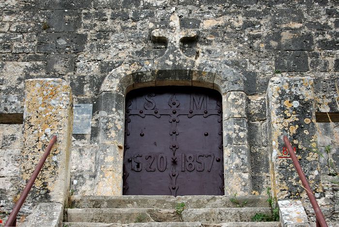 Visite de la grotte du dragon, Église Saint-Mesmin, La Chapelle-Saint-Mesmin