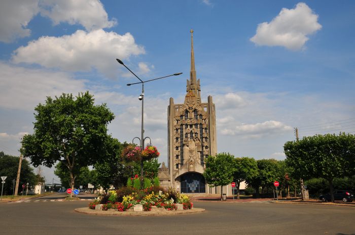 Visite de l’édifice culturel Sainte Thérèse, Église Sainte-Thérèse de l’Enfant-Jésus d’Élisabethville, Aubergenville