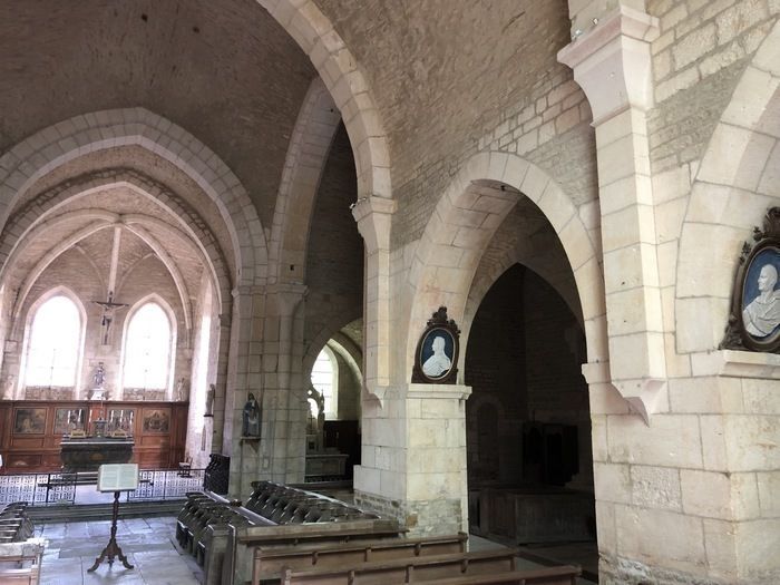 Visite de l’église de La Bussière-sur-Ouche, Eglise abbatiale de La Bussière sur Ouche, La Bussière-sur-Ouche