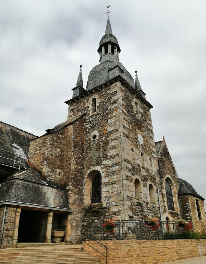 Visite de l’église de Lanouée, Église Saint-Pierre, Forges de Lanouée