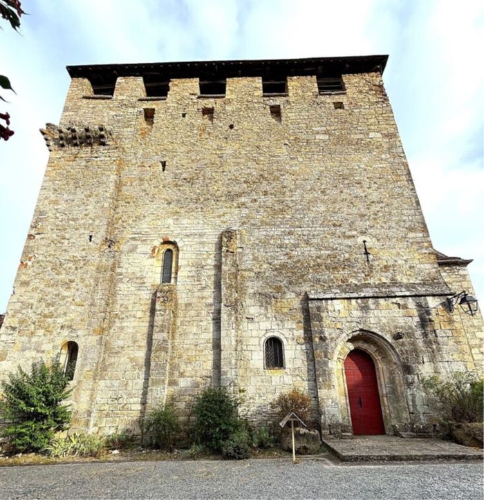 Visite de l’église du XIIème siècle et de son clocher, Église de Saint-Pierre-Toirac, Saint-Pierre-Toirac