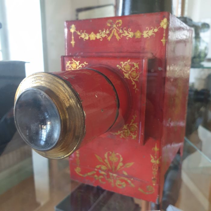 Visite de l’exposition » 200 ans d’images animées » de la lanterne magique au cinéma numérique, Château de Monistrol, Monistrol-sur-Loire