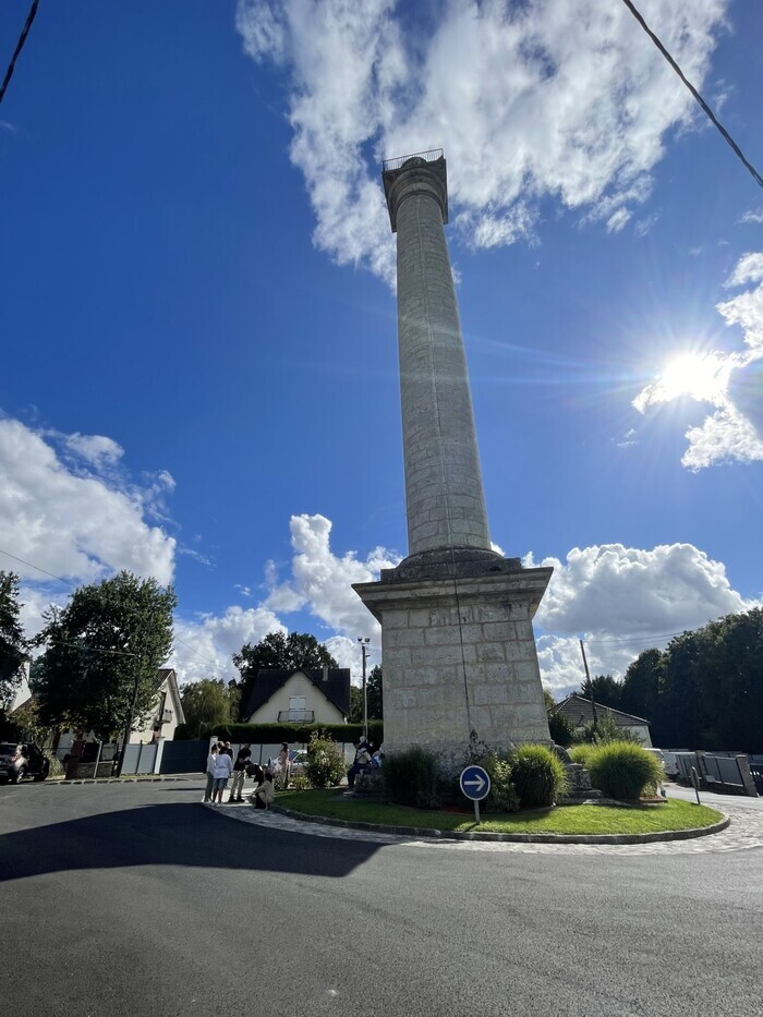 Visite découverte de la Tour Trajane, Tour Trajane – Obélisque Antique, Le Mérévillois
