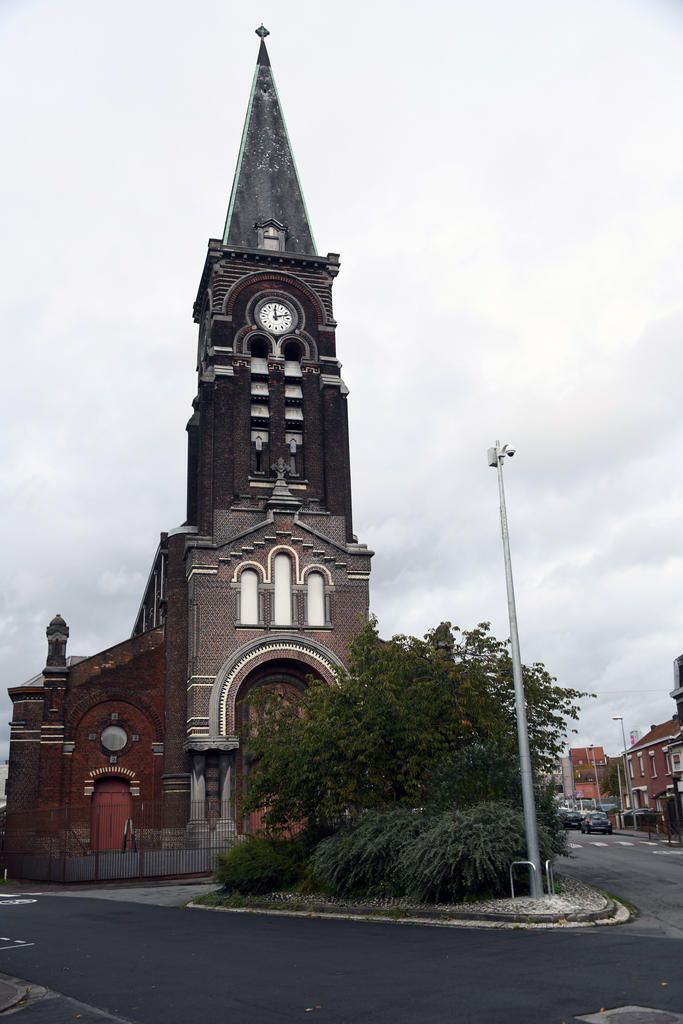 Visite découverte de l’ancienne église transformée en micro-cité artisanale et culturelle, Le phare de Tourcoing, Tourcoing