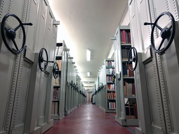 Visite des coulisses de la bibliothèque, Bibliothèque, Mulhouse