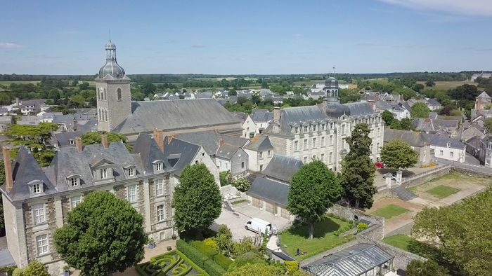 Visite des jardins du logis abbatial, Logis abbatial, Saint-Georges-sur-Loire