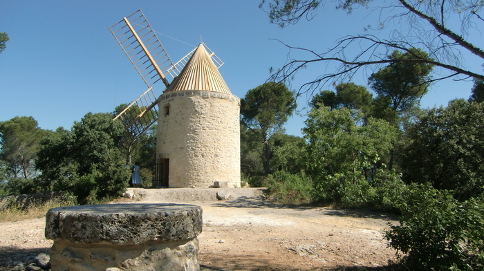 Visite des moulins à vent, Sentier des moulins d’Alphonse Daudet, Fontvieille