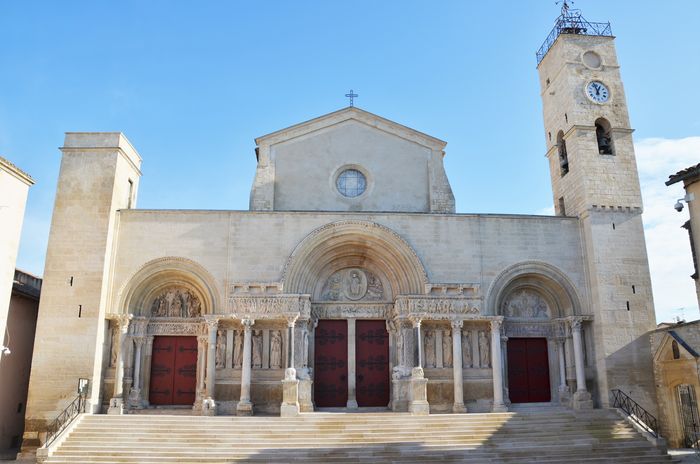 Visite flash de la façade, Église abbatiale de Saint-Gilles, Saint-Gilles