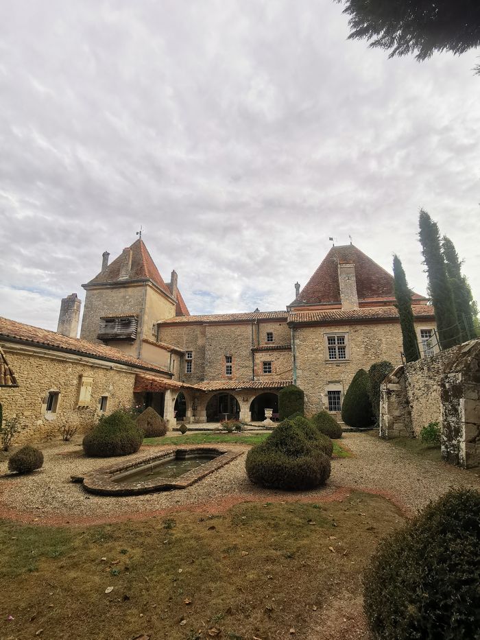 Visite guidée au château de Malvirade, Château de malvirade, Grézet-Cavagnan