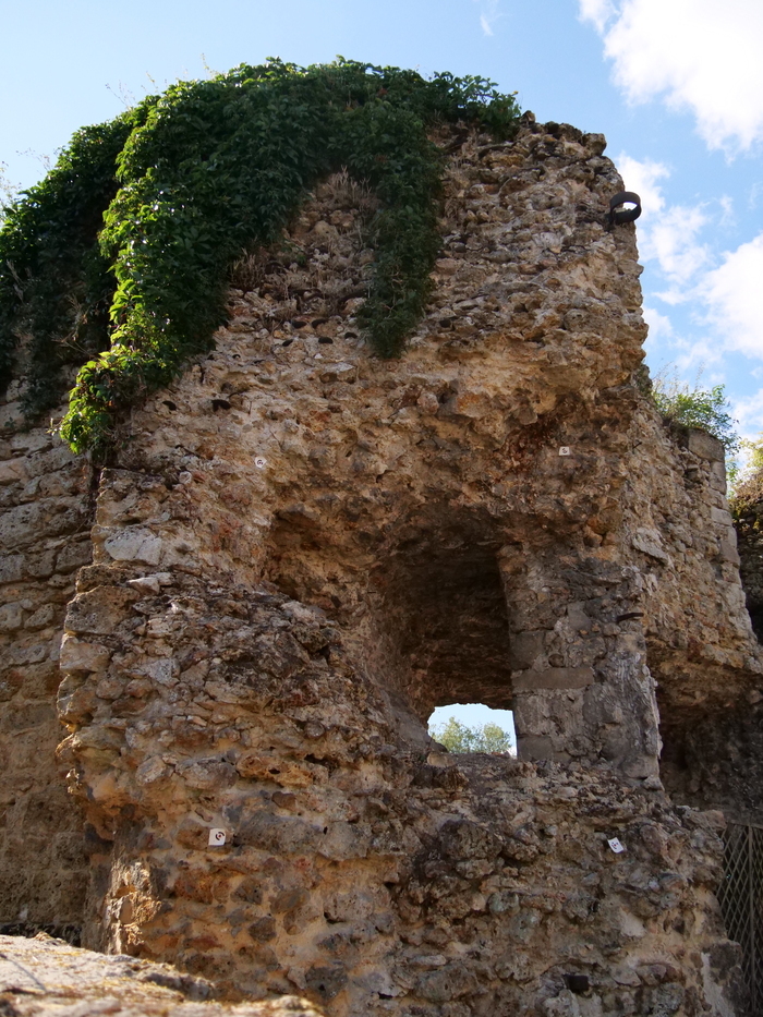 Visite guidée de Châteaufort, cité médiévale, Mairie de Châteaufort, Châteaufort