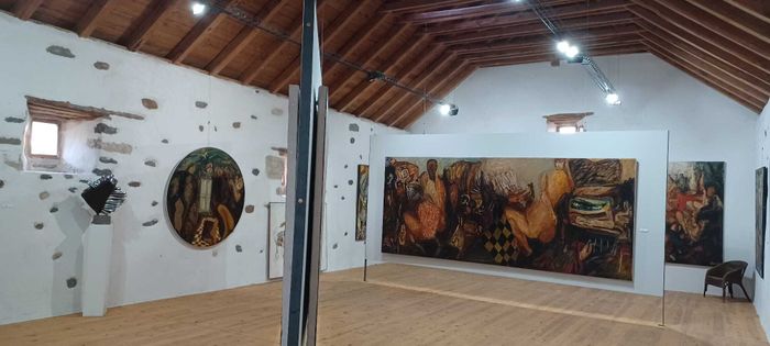 visite guidée de la galerie du peintre I Kawun, Ferme Kawun, Val d’Arcomie