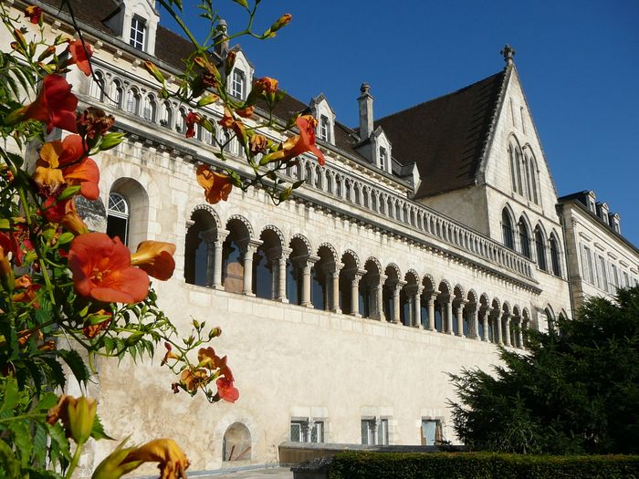 Visite guidée de la préfecture de l&rsquo;Yonne, Préfecture de l&rsquo;Yonne, Auxerre