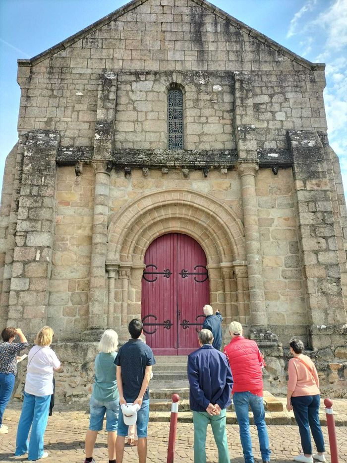 Visite guidée de l’église Saint Laurent d’Aubigny, Place de L’Eglise 85430 Aubigny-Les Clouzeaux, Aubigny-Les Clouzeaux