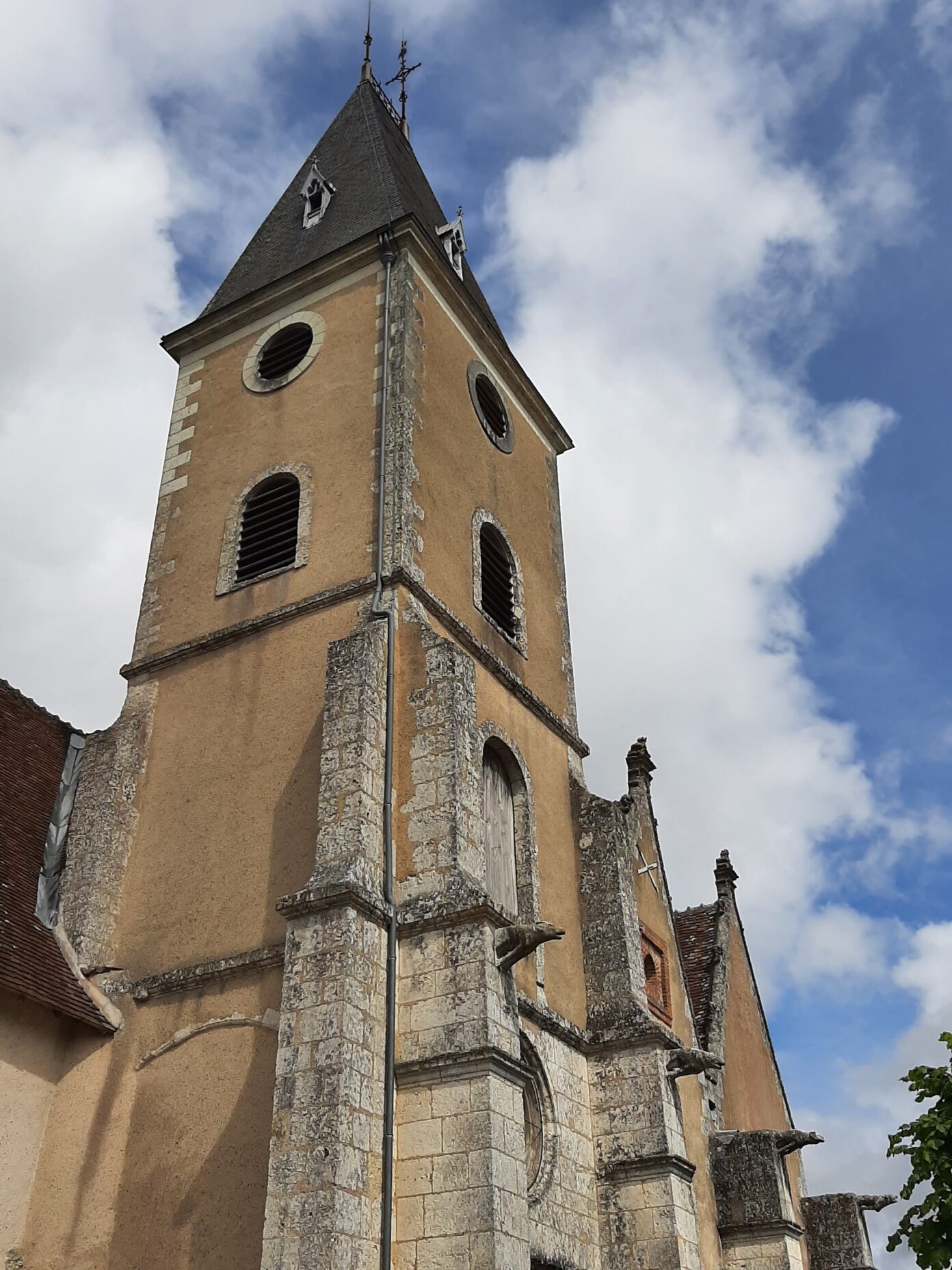 Visite guidée de l’église Saint-Pierre de Lanneray Saint-Denis-Lanneray