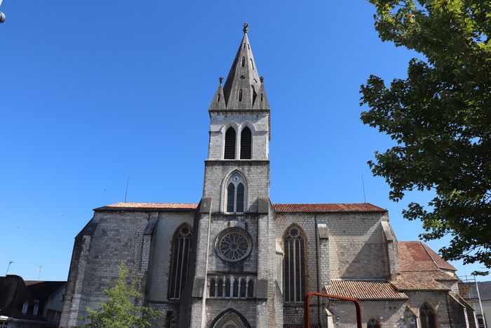 Visite guidée de l’église Saint-Pierre, Église Saint-Pierre, Orthez