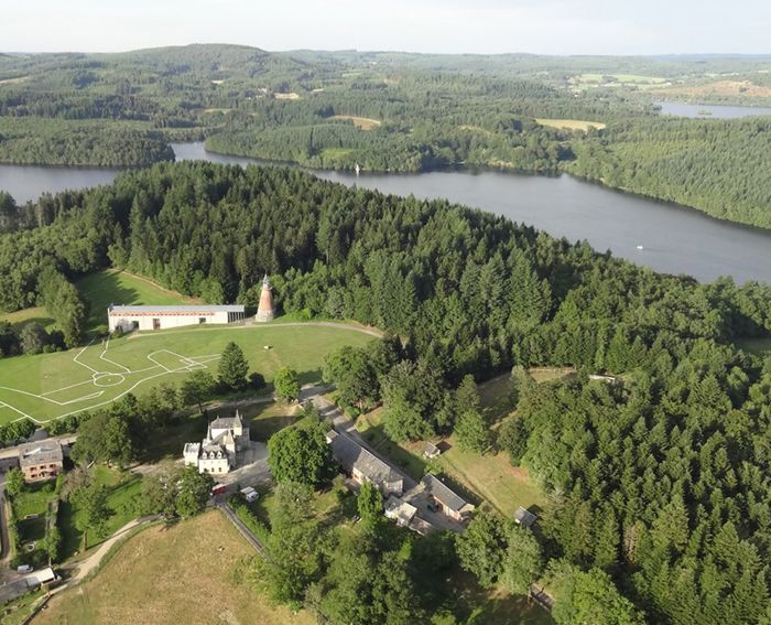 Visite guidée de l’île de Vassivière et ses architectures, Île de Vassivière, Beaumont-du-Lac