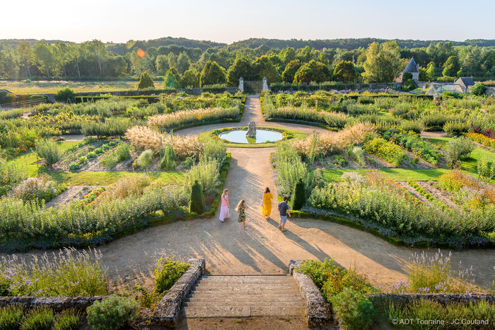 Visite Guidée des Jardins de Valmer, Château et jardins de Valmer, Chançay