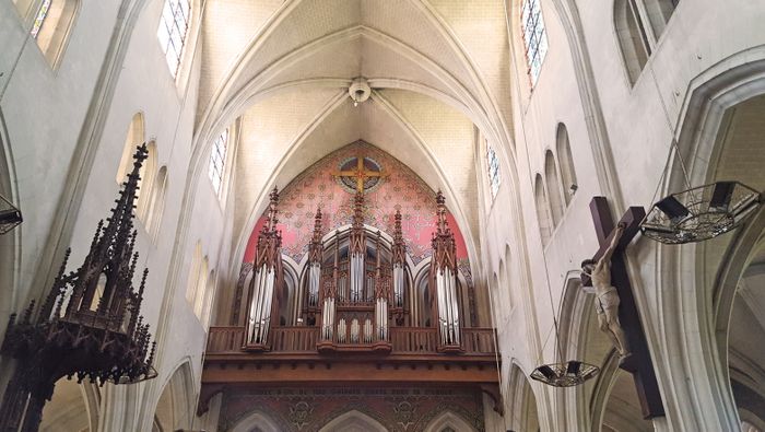 Visite guidée des orgues de l’église Saint-Nicolas, Église saint-nicolas, Craon