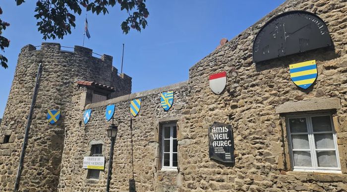 Visite guidée du bourg médiéval d&rsquo;Aurec-sur-Loire, Château du moine sacristain, Aurec-sur-Loire
