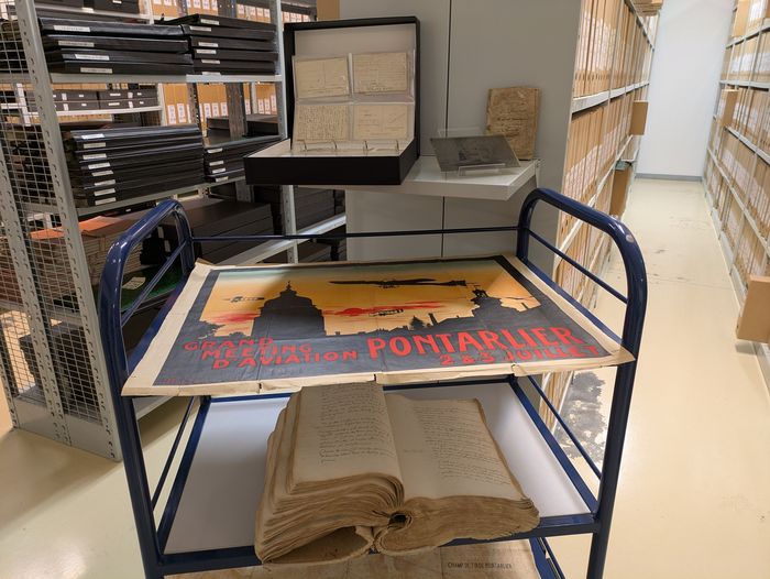 Visite guidée du magasin de conservation des archives, Archives municipales de Pontarlier, Houtaud